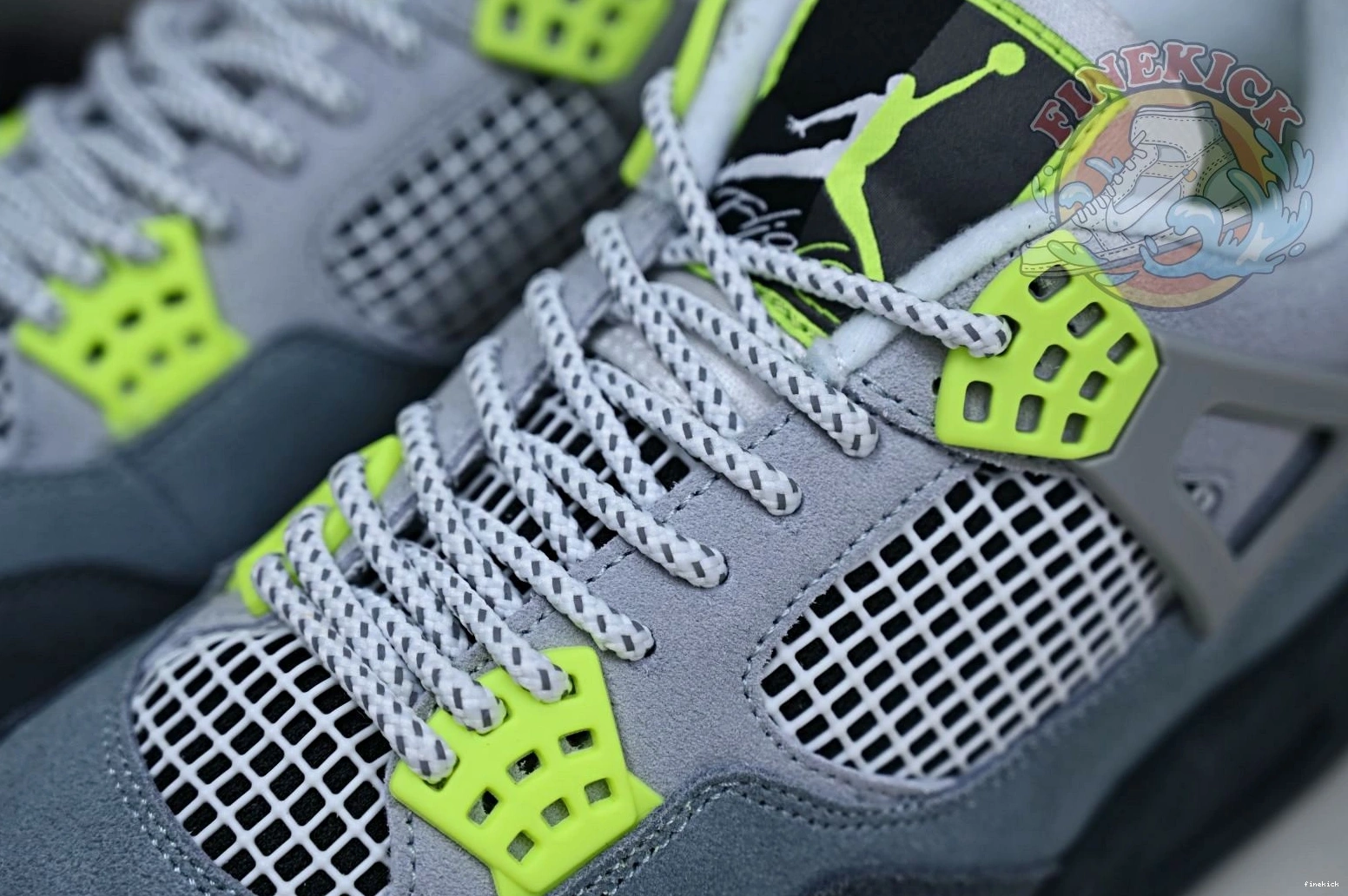 retro 4 Jordan se'95neon Air Jordan 0228